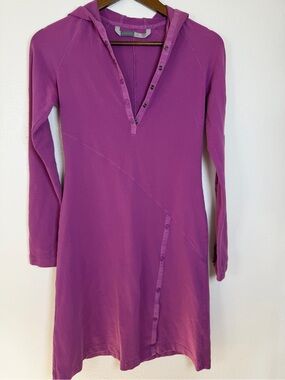Athleta Magenta Hooded Long-Sleeve Button-Front Dress